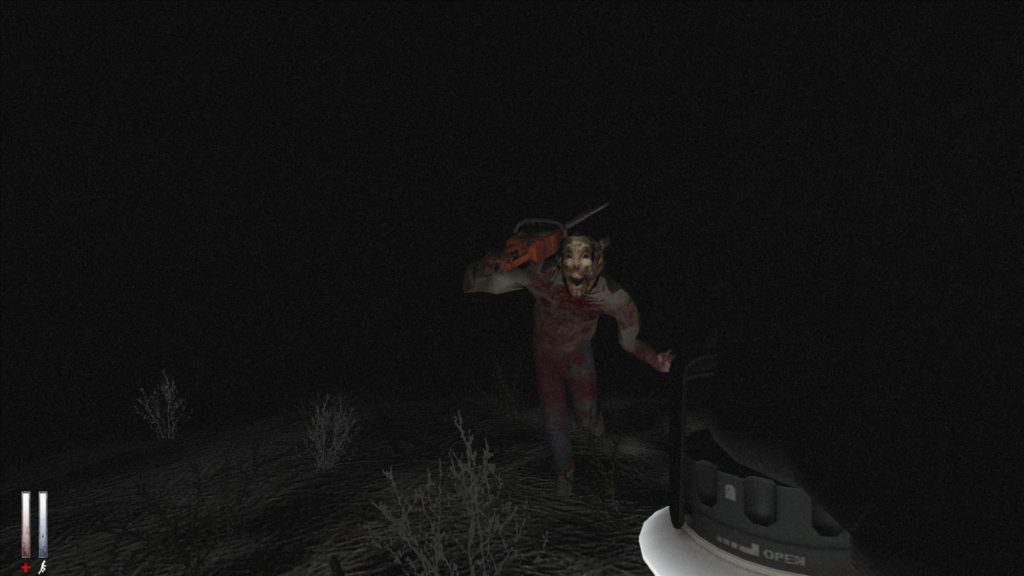 This screenshot shows a chainsaw killer running towards the protagonist in the middle of a dark forest at night, whose perspective we take in first person view. We hold a battery-powered lantern in our right hand and thus catch sight of the killer in front of us. The forest floor with grasses can be seen on the ground. Multiplayer horror games like Cry of Fear are a must-play.